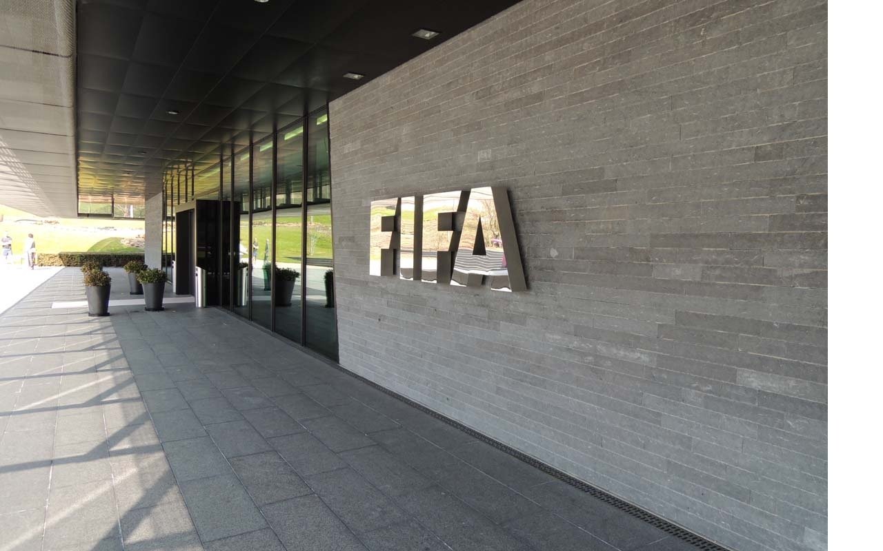 FIFA’s-Ban-On Refillable-Bottles-Sparks-Fan-Concerns